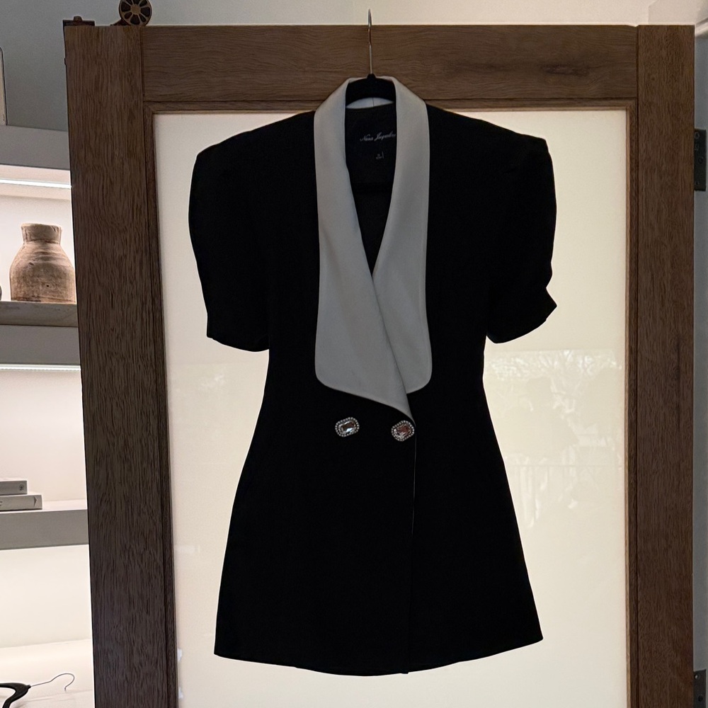 Elegant Black and White Nana Jacqueline Dress